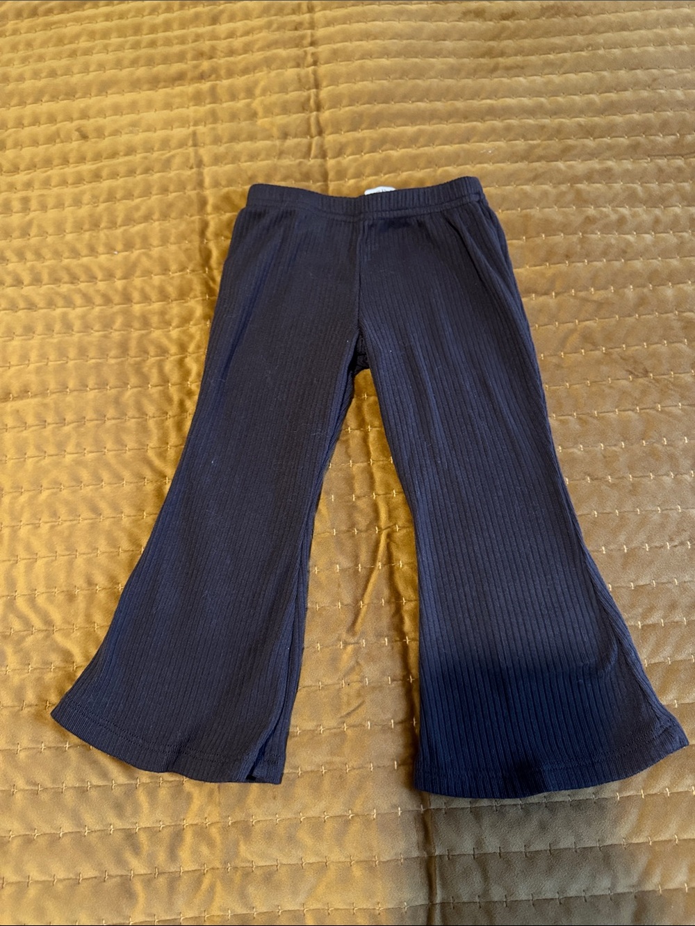 btween Black Ribbed Flared Leggings